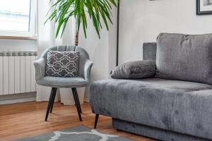 Apartment Chmielna 2 by Your Freedom