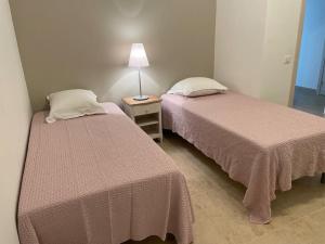 Appartement vue mer avec jardin en pleine nature