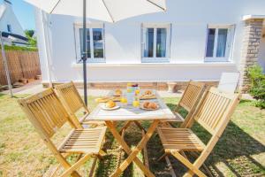 Appartements -LE SENTIER- Elegant T3 avec jardin proche mer : photos des chambres