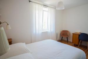 Appartements -LE SENTIER- Elegant T3 avec jardin proche mer : photos des chambres