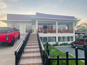 HearthStone Suite & Cafe