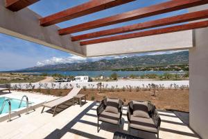 Villa Wave of love mit Meerblick, beheiztem Pool und direktem Strandzugang - familienfreundlich, 4 SZ, Rovanjska