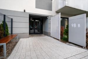 Łódź Niciarniana Comfy Apartment by BookingHost