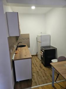 Relax, apartman sa garažnim mestom