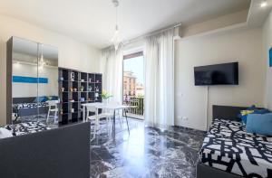 Apartments Florence - Rosselli 3bdr with balcony