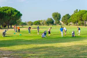 Appart'hotels Lagrange Vacances Residence du Golf : photos des chambres