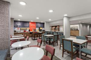 Hampton Inn BridgeportClarksburg
