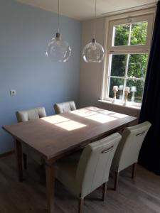 Strandhuis De Bakkeete B