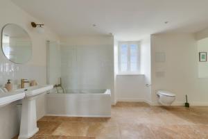 Maisons de vacances Maison familiale pour 12 adultes et 2 enfants : photos des chambres