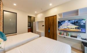 Phòng 4 Người Có Bồn Tắm (Quadruple Room with Bath)