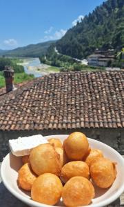 Guesthouse Alvaro Kadiu