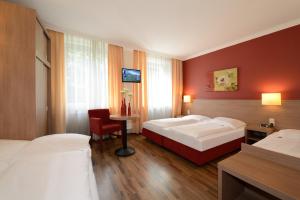 Quadruple Room room in Hotel Marienthal Garni