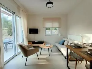 Verga's Maison - Perivolákia