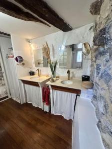 Maisons de vacances Maison provencale typique Evenos : photos des chambres