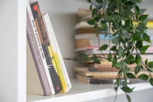 Wyjątkowy Apartament z Parkingiem dla 6 osób by Noclegi Renters