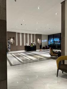 Unit 2X Cluster 5 81 Newport Blvd by Rechelle Nunag
