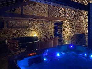 Villas Eco Gite 12 pers La Charmante des Vallons avec SPA : photos des chambres