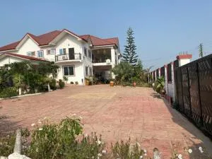 Haven Villa - Aboadze