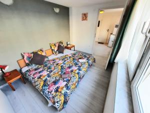 Apartment Central Location - Studio Apartment