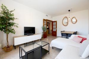 Estepona Port Apartment SUNNY