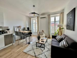 Cannes banane, T2 centre ville, 400 m des plages