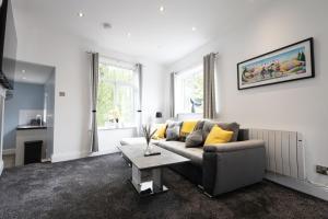 Bolton Boutique Apartments Stylish, Cozy Studios for Contractors & Leisure Stays