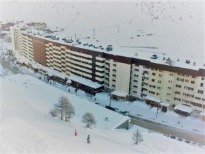 Studio cosy à Tignes, confort montagnard pour 2 personnes - FR-1-411-488