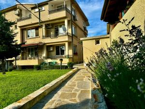 Guestrooms Stoyanovi