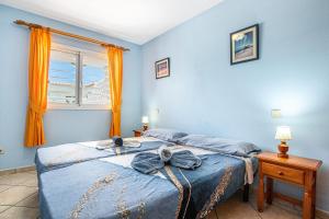 Near the beach with huge terrace, parking and wifi