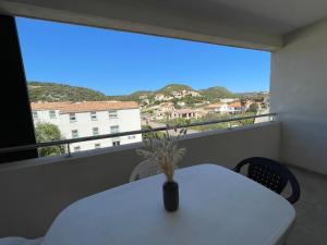Appartements T2 neuf port de Bonifacio avec parking prive : photos des chambres