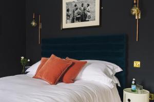 The Porterhouse grill & rooms