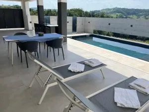 Vila Trnovac - Ponikvari