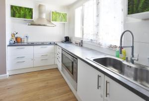 Maisons de vacances Maison chaleureuse a Ferolles-Attilly : photos des chambres