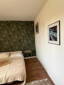B&B / Chambres d'hotes Le chene fleuri : photos des chambres