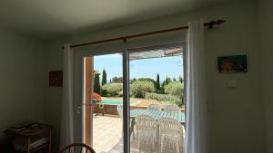 Maisons de vacances La Villa Tanamera, tres jolie maison piscine, a 2 pas du centre-ville : photos des chambres