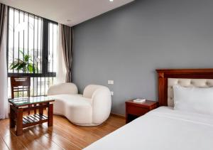Hsuites Hotel and Apartment