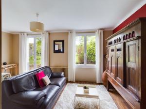 Maisons de vacances -HARES- Maison authentique avec jardin : photos des chambres