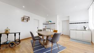 Appartements Appartement Standing 2 : photos des chambres