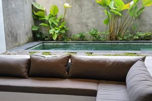 Alodia Villa with pool & kitchen