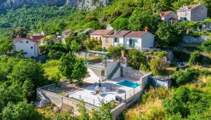 House Dida Mate - cozy house in nature with pool