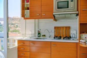 360 view in roof top appartment with patio