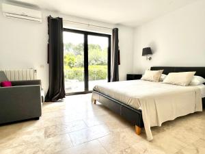 Lujosa casa con piscina privada