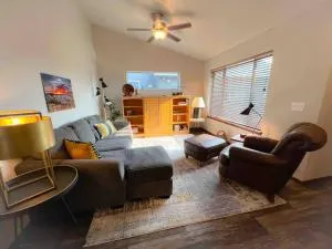 The Harrisburg Hideaway - Luverne