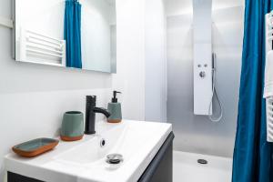 Appartements Mon Appart'hotel - Gare de Limoges - Appartement familial - Parking en supp : photos des chambres