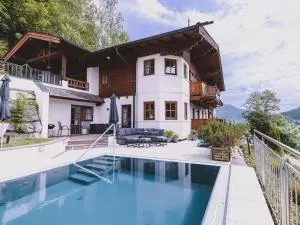 Landhaus Lodges Kaprun by we rent - Fürth