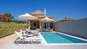 Cosmos Villas Spyridoula