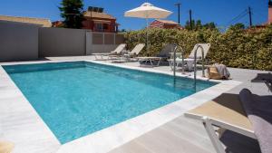 Cosmos Villas Spyridoula