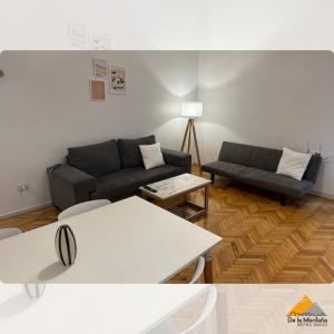 De La Montaña • Palermo