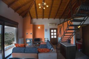 Foula House in Magnisia