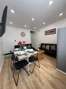 Florence House - Best-in-Class Bespoke Corporate & Contractors Accommodation - Smethwick